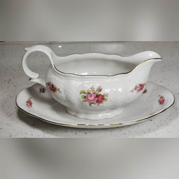 Other - Vintage Germany Bavaria Seltmann Weiden Porcelain Gravy Boat & Plate